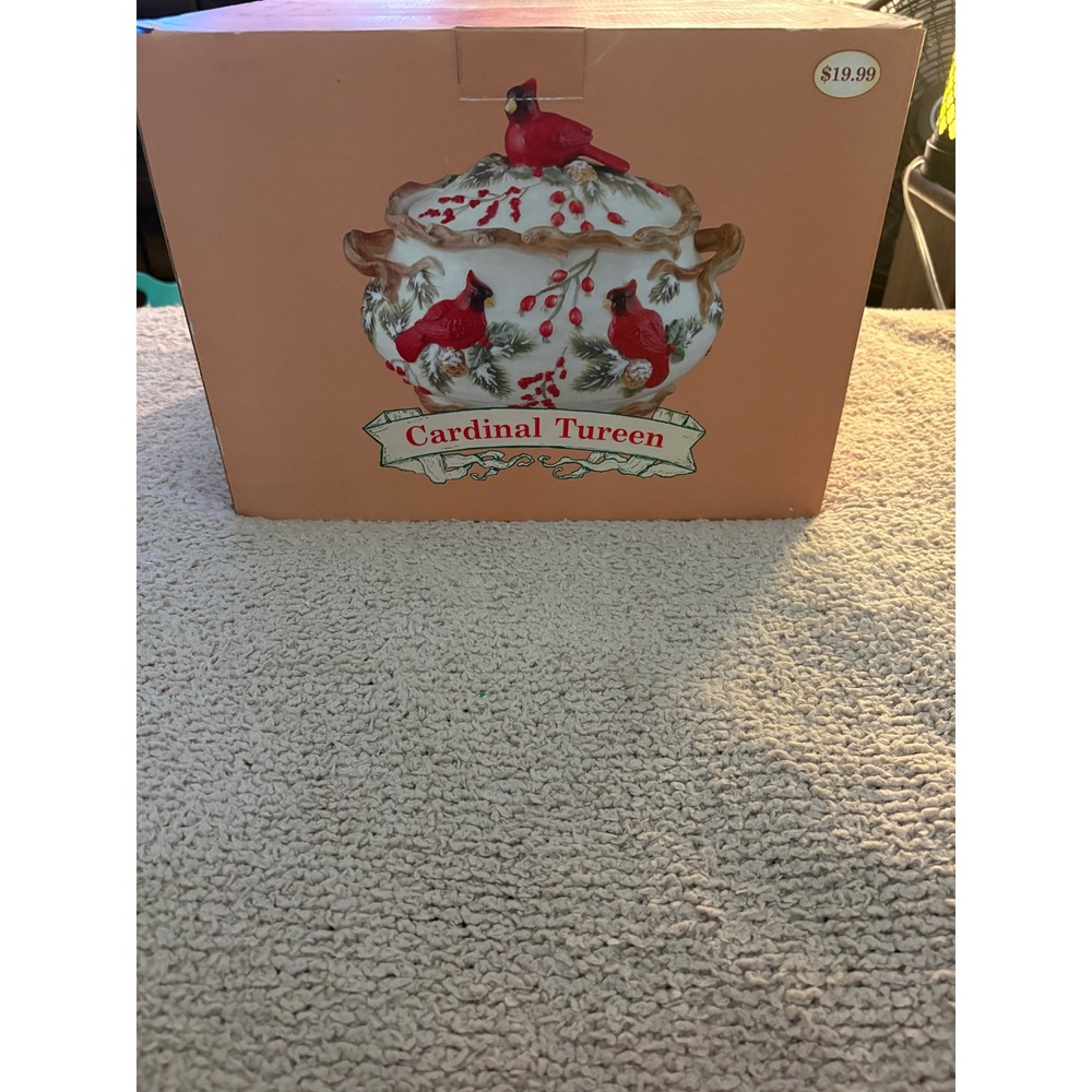 Christmas Traditions Cardinal Tureen Ceramic Holiday Serving Dish with Lid